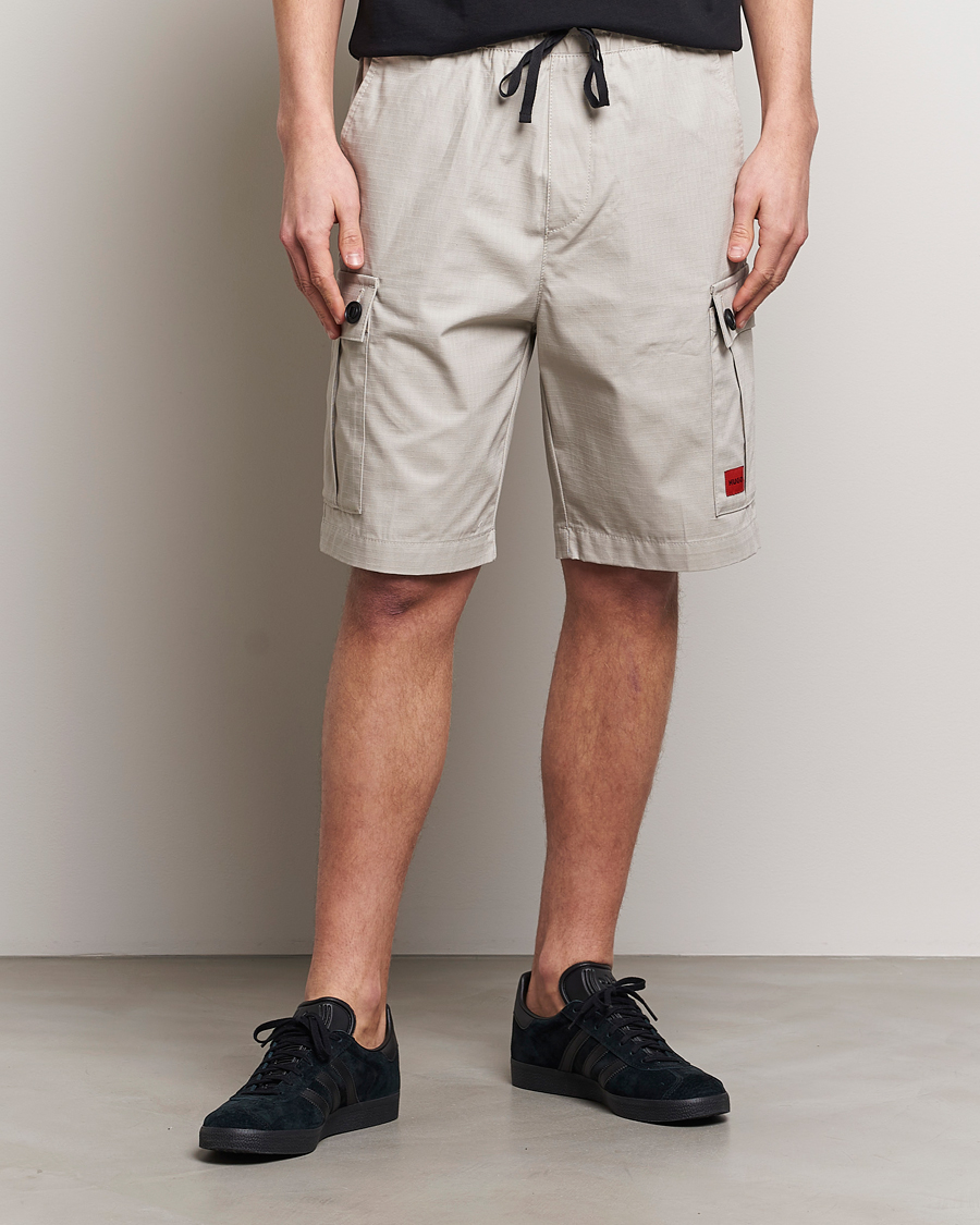 Herr |  | HUGO | Garlio Cotton Cargo Shorts Light Grey