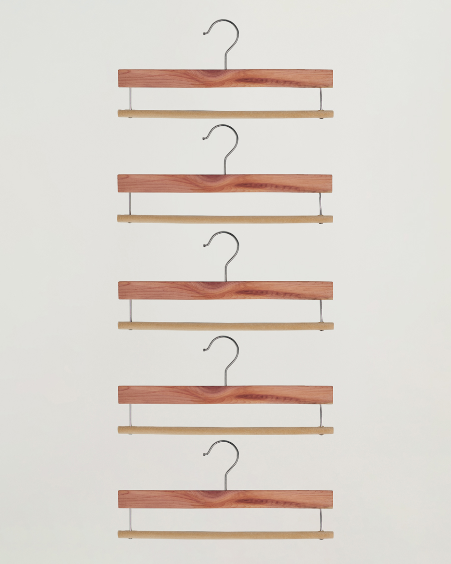 Herre | Eksklusivt Care of Carl | Care with Carl | 5-Pack Cedar Wood Trouser Hangers