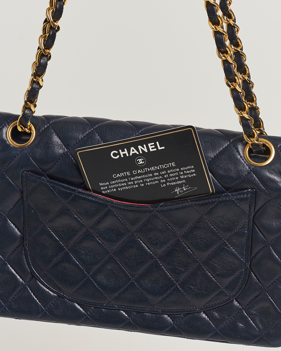 Herre | Chanel Pre-Owned Small Classic Flap Bag Navy | Chanel Pre-Owned | Small Classic Flap Bag Navy