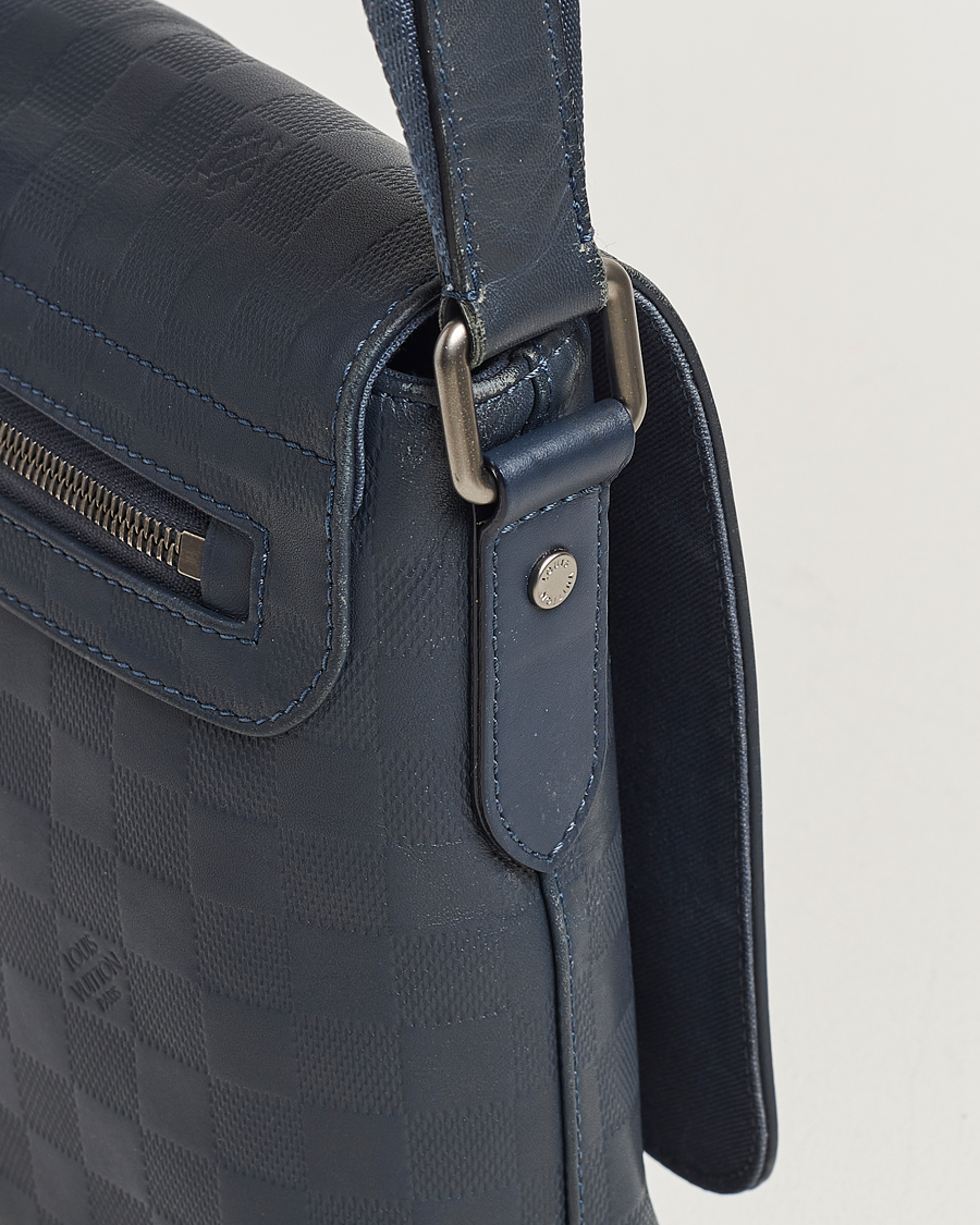 Herre | Louis Vuitton Pre-Owned District PM Messenger Bag Damier Infini | Louis Vuitton Pre-Owned | District PM Messenger Bag Damier Infini