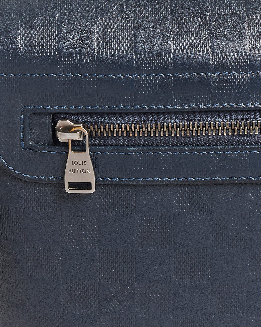 Herre | Louis Vuitton Pre-Owned District PM Messenger Bag Damier Infini | Louis Vuitton Pre-Owned | District PM Messenger Bag Damier Infini