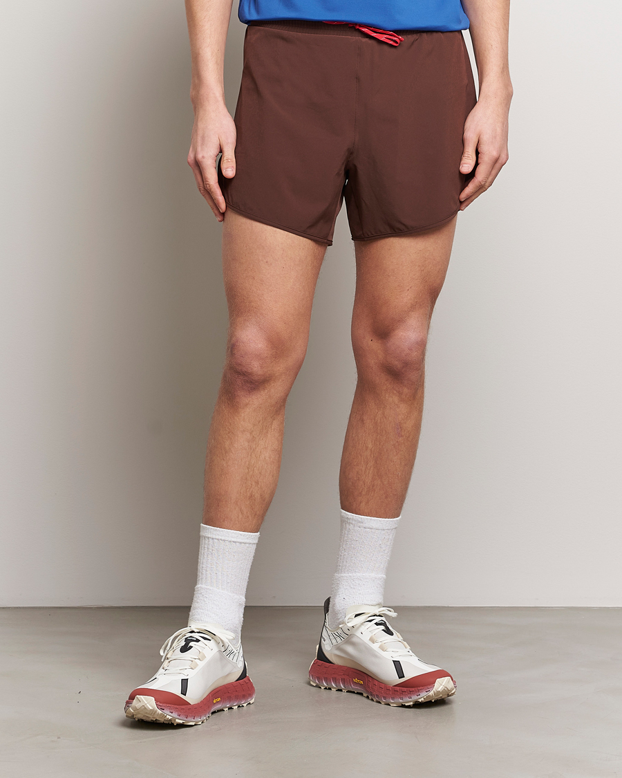 Herre | Funksjonsshorts | District Vision | 5 Inch Training Shorts Cacao