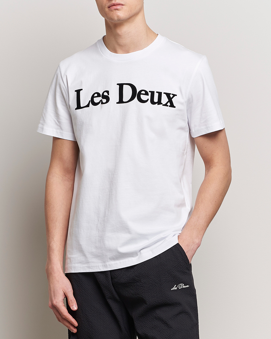 Herre | Nytt i butikken | LES DEUX | Charles Logo T-Shirt Wihte