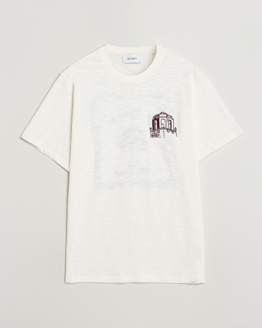 Herre | T-Shirts | LES DEUX | Hotel Embroidery T-Shirt Ivory