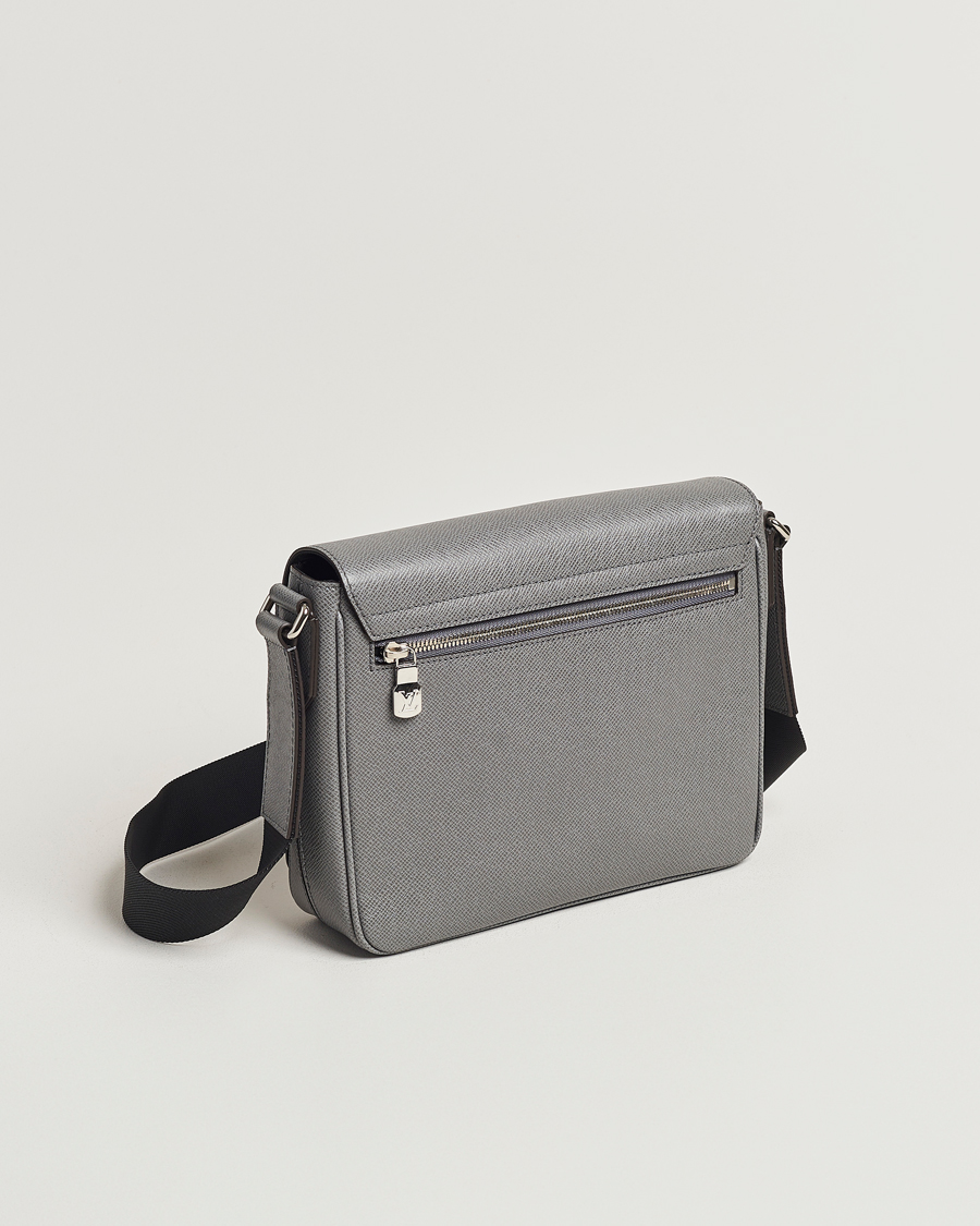 Herr | Accessoarer | Louis Vuitton Pre-Owned | District PM Taiga Messenger Grey