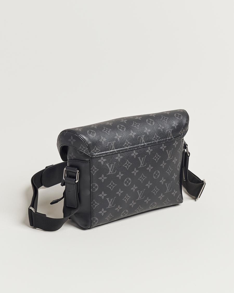 Herre | Pre-owned Assesoarer | Louis Vuitton Pre-Owned | Messenger Voyager PM Bag Monogram Eclipse