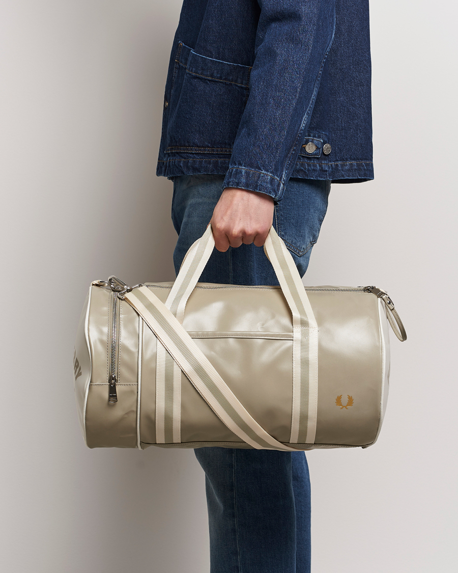Herre | Best of British | Fred Perry | Classic Barrel Bag Warm Grey