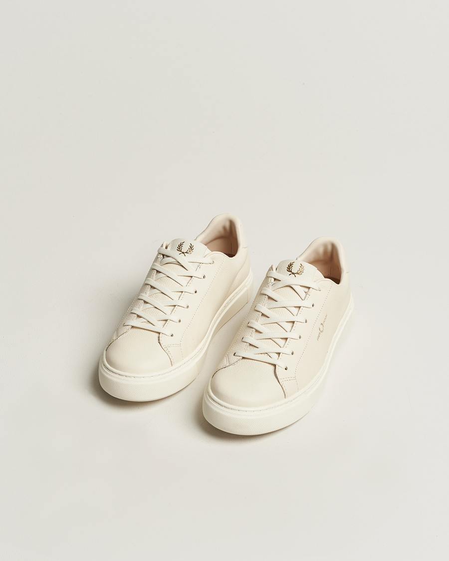 Herre | Fred Perry B71 Grained Leather Sneaker Ecru | Fred Perry | B71 Grained Leather Sneaker Ecru