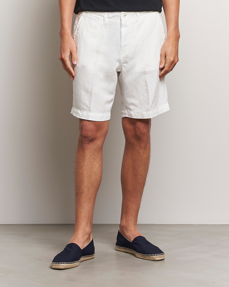 Herre | Klær | Oscar Jacobson | Poggio Washed Linen Shorts White
