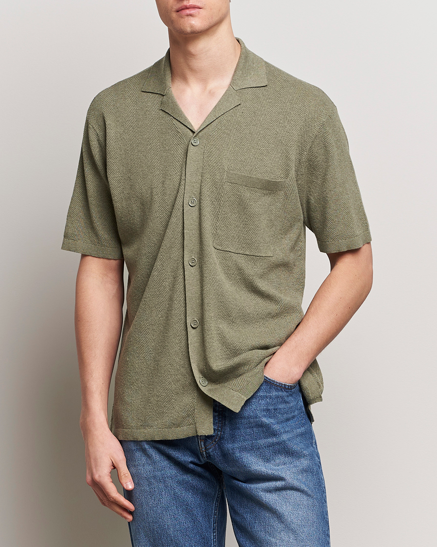 Herre |  | A Day's March | Yamu Knitted Herringbone Shirt Olive