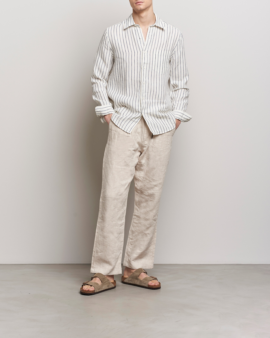 Herre | Skjorter | A Day's March | Abu Striped Linen Shirt White/Navy