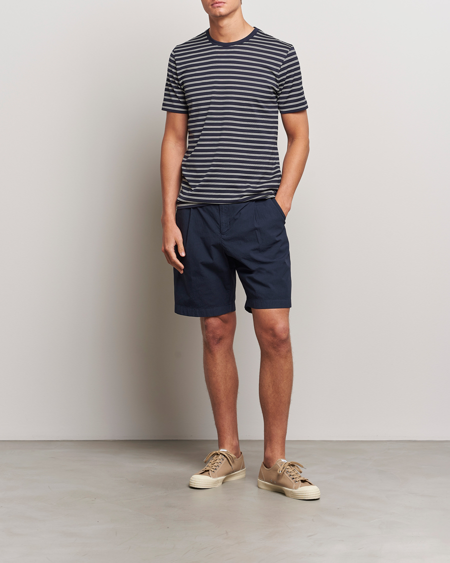 Herre | T-Shirts | Sunspel | Striped Crew Neck Cotton Tee Navy/Ecru