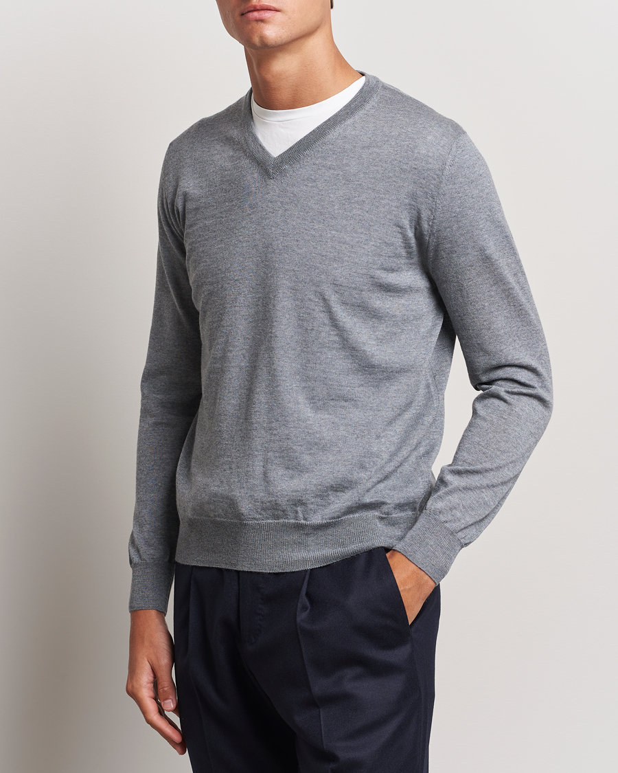 Herre | Gensere | Canali | Merino Wool V-Neck Light Grey