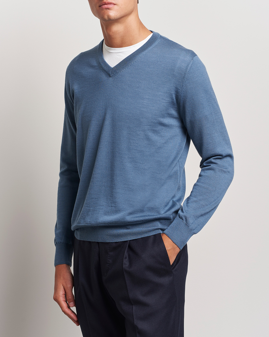 Herre | Gensere | Canali | Merino Wool V-Neck Light Blue