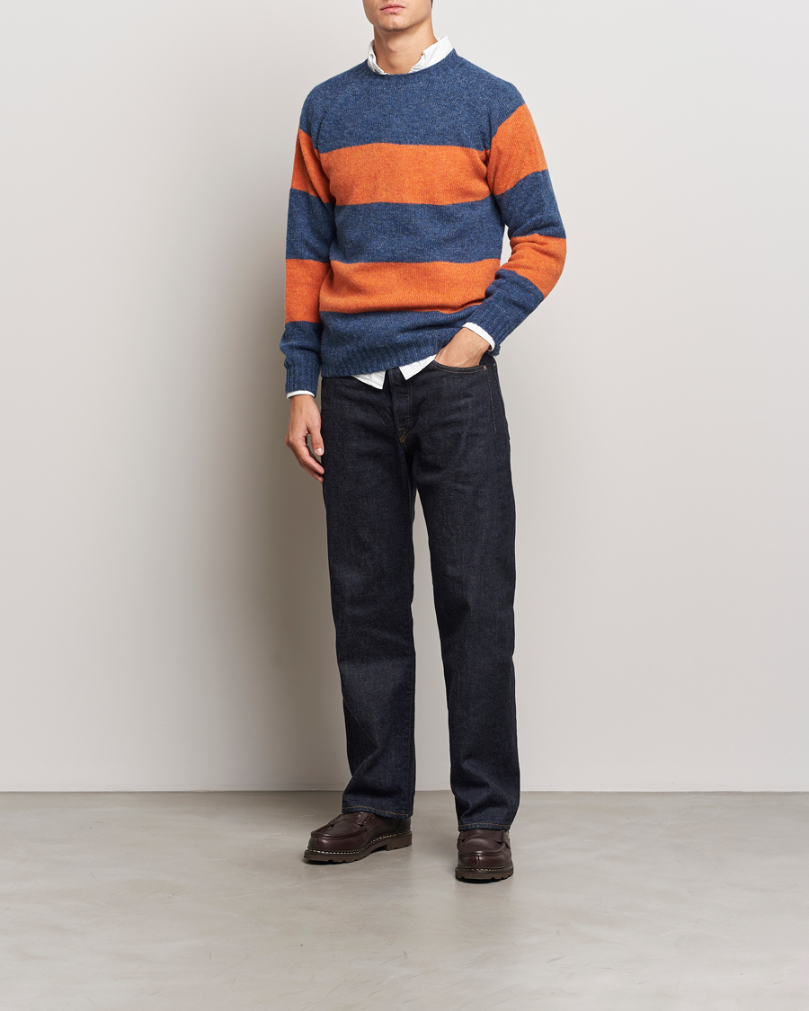 Herre | Gensere | Harley Of Scotland | Block Stripe Lambswool Crewneck Blue/Orange