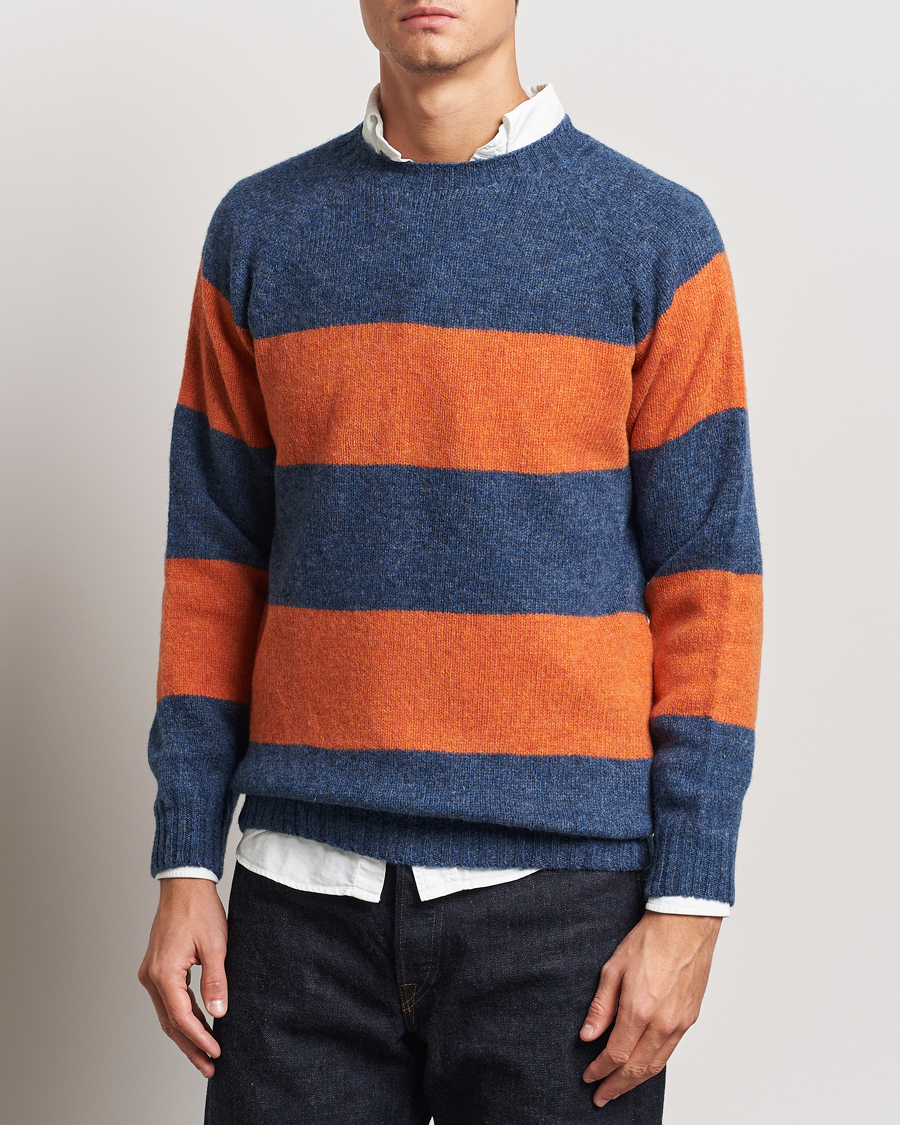 Herre | Gensere | Harley Of Scotland | Block Stripe Lambswool Crewneck Blue/Orange