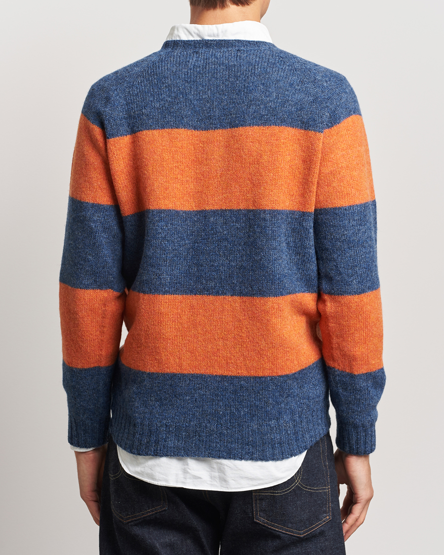 Herre | Gensere | Harley Of Scotland | Block Stripe Lambswool Crewneck Blue/Orange