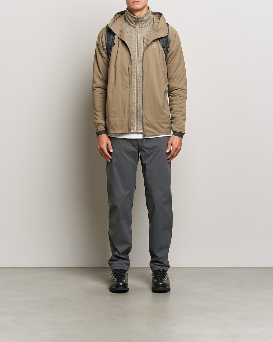 Herre | Jakker | Klättermusen | 74 Levitend Active Hooded Jacket Dark Khaki