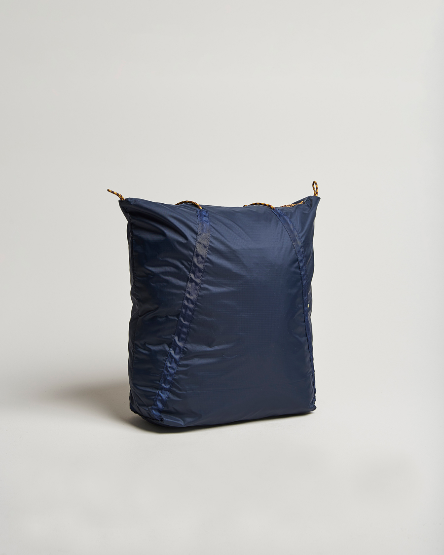 Herre | Klättermusen Gebo 23L Lightweight Totebag Indigo Blue | Klättermusen | Gebo 23L Lightweight Totebag Indigo Blue