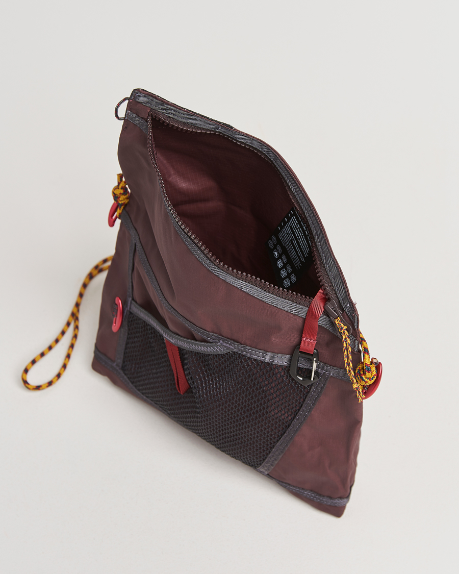 Herre | Klättermusen Hrid 3L Accessory Bag Amaranth Red | Klättermusen | Hrid 3L Accessory Bag Amaranth Red