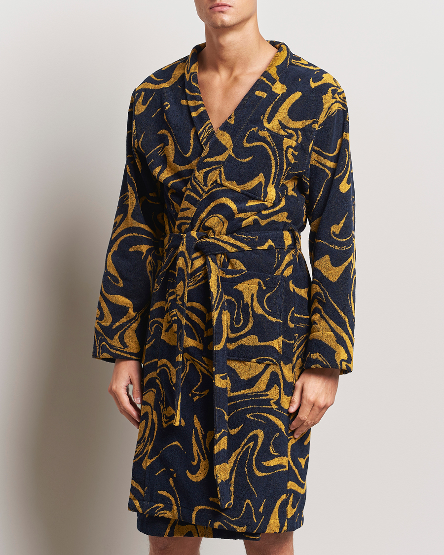 Herre | Pyjamaser og badekåper | OAS | Marble Robe Black/Yellow
