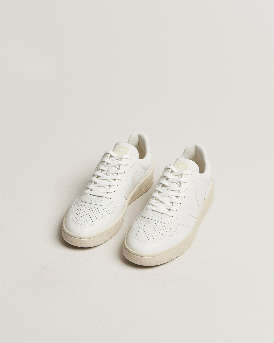 Herre |  | Veja | V-90 Leather Sneaker Extra White
