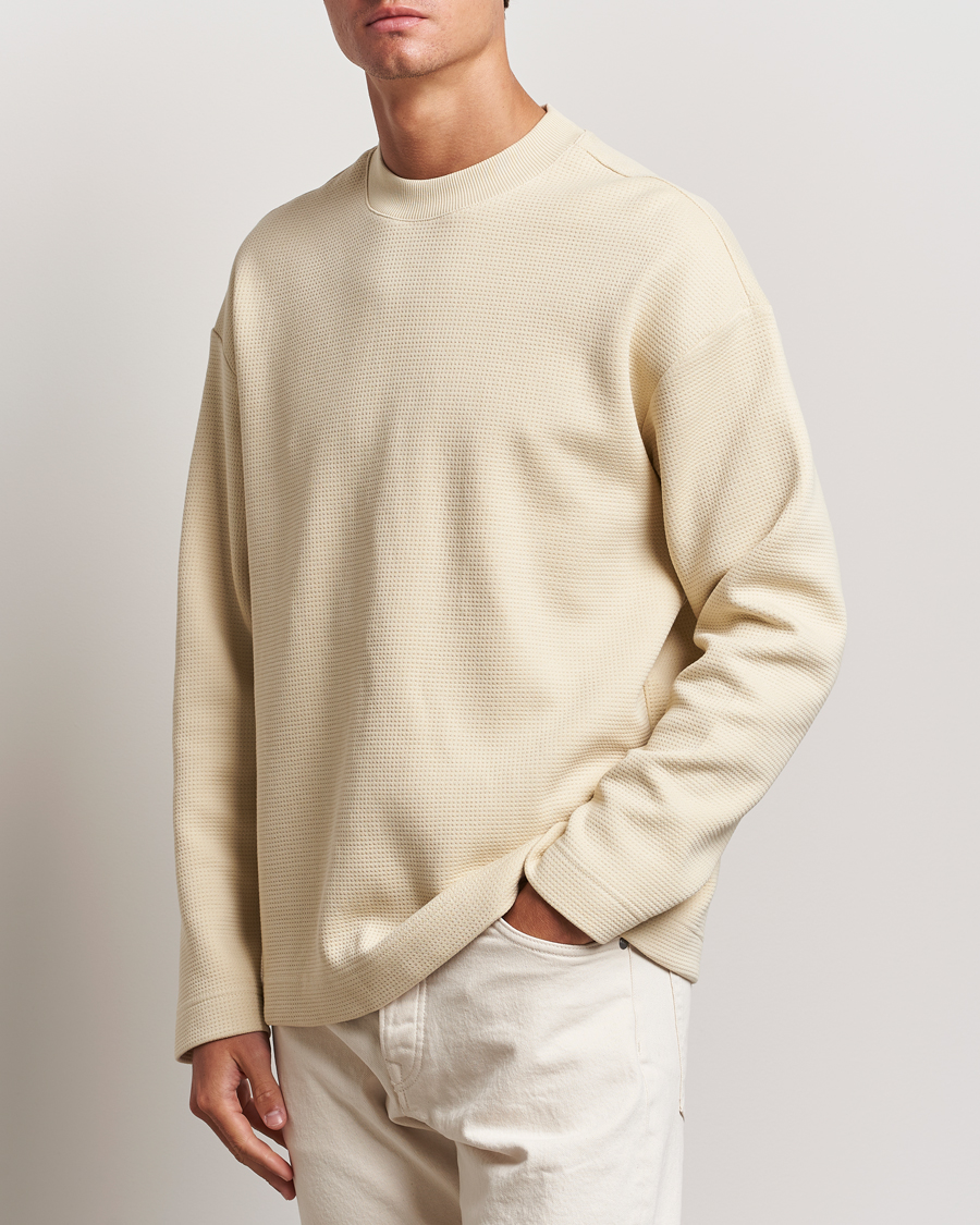 Herre | T-Shirts | NN07 | Benja Long Sleeve T-Shirt Ecru