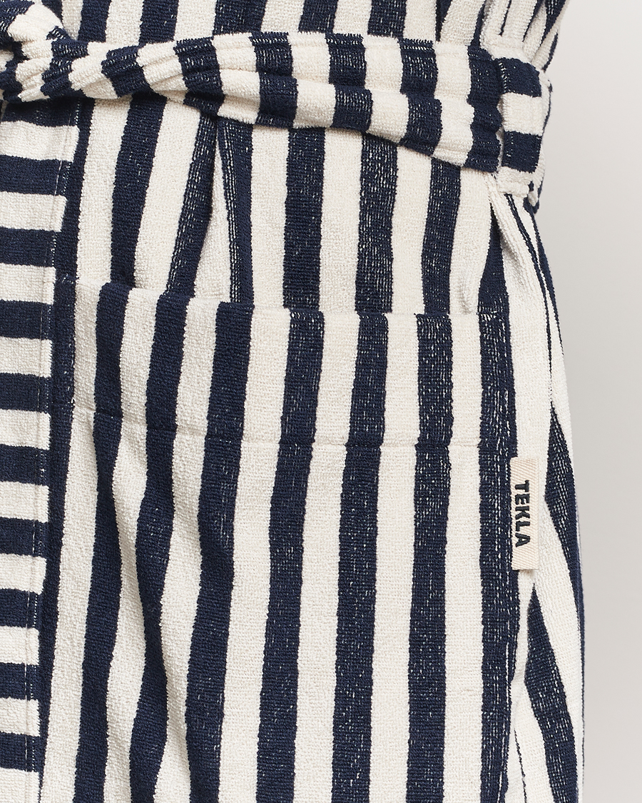 Herre | Tekla Organic Terry Hooded Bathrobe Humbug Stripes | Tekla | Organic Terry Hooded Bathrobe Humbug Stripes