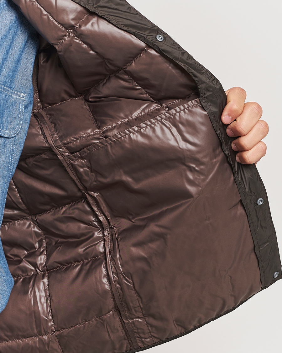 Herre | Jakker | TAION | V-Neck Lightweight Down Vest Dark Choco
