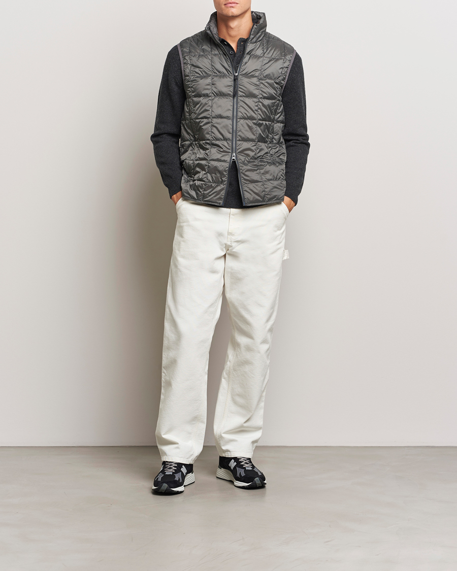 Herre | Jakker | TAION | High Neck Full Zip Lightweight Down Vest Charcoal