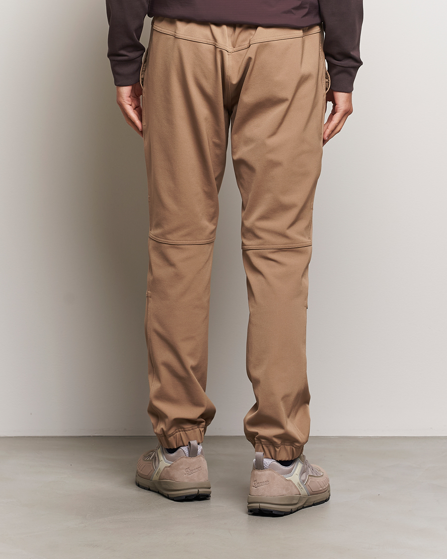 Herre | Bukser | Moncler Grenoble | Belted Tech Pants Beige