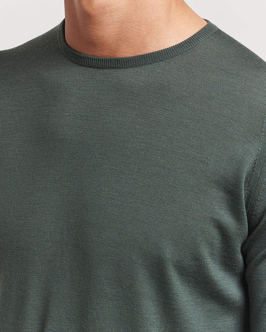 Herre | Gensere | John Smedley | Lundy Extra Fine Merino Crew Neck Highland Green
