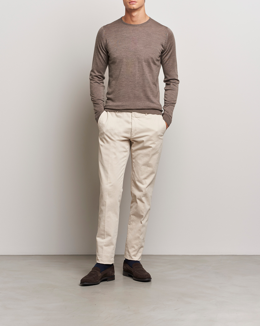 Herre | Gensere | John Smedley | Lundy Extra Fine Merino Crew Neck Mushroom Brown