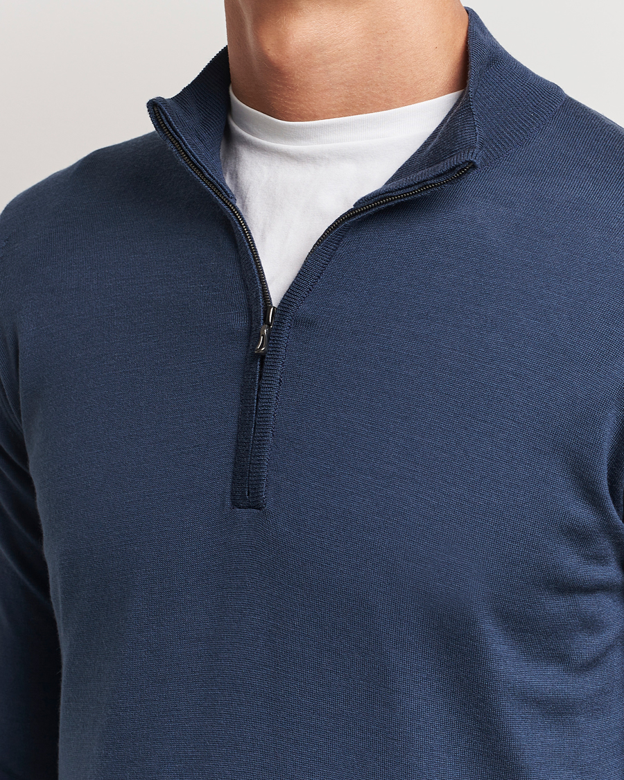 Herre | Gensere | John Smedley | Barrow Extra Fine Merino Half Zip Smoke Blue