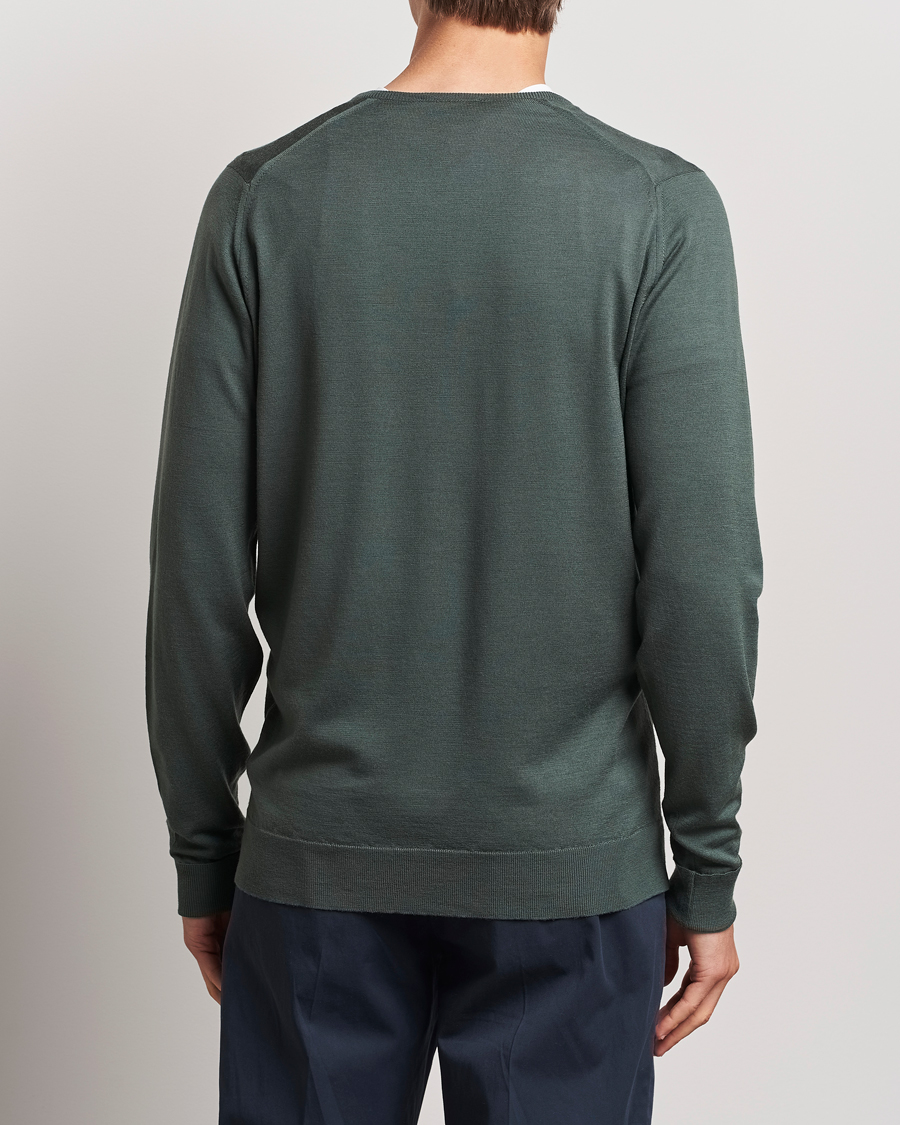 Herre | Gensere | John Smedley | Bobby Extra Fine Merino V-Neck Pullover Dark Green