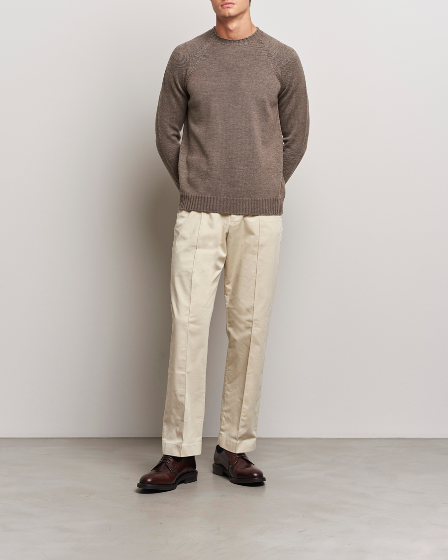 Herre | Gensere | John Smedley | Denver Extra Fine Merino Crew Neck Mushroom Brown