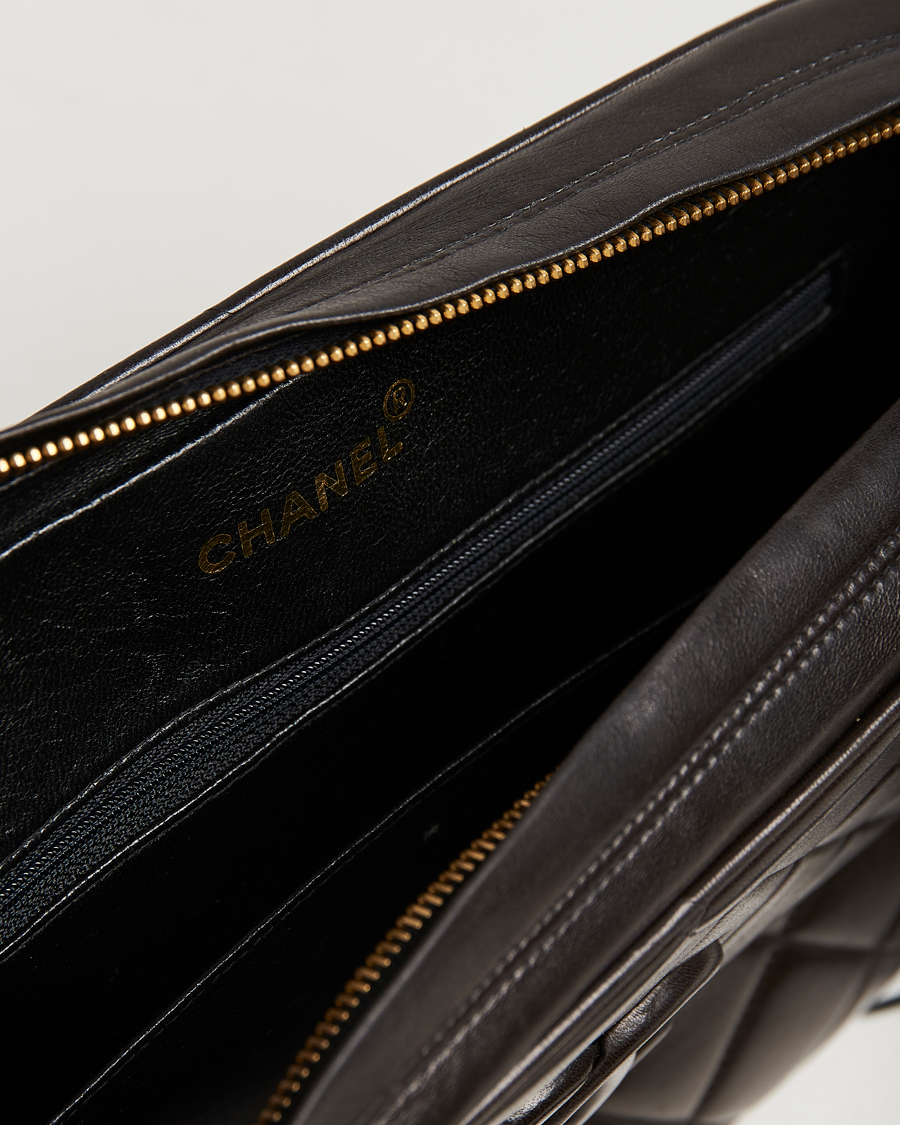 Herre | Gifts for Her | Chanel Pre-Owned | Tassel Flap Shoulder Bag Black Lambskin