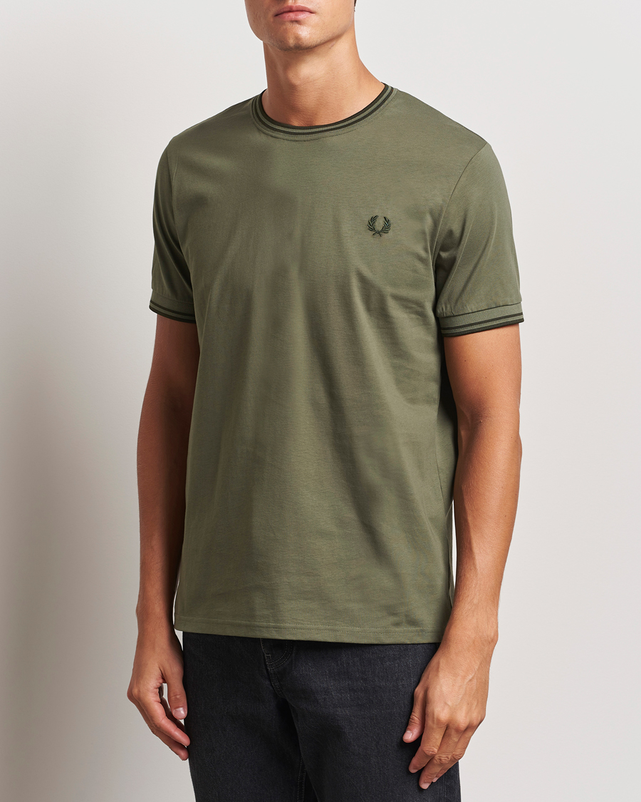 Herre | T-Shirts | Fred Perry | Twin Tipped T-Shirt Laurel Green