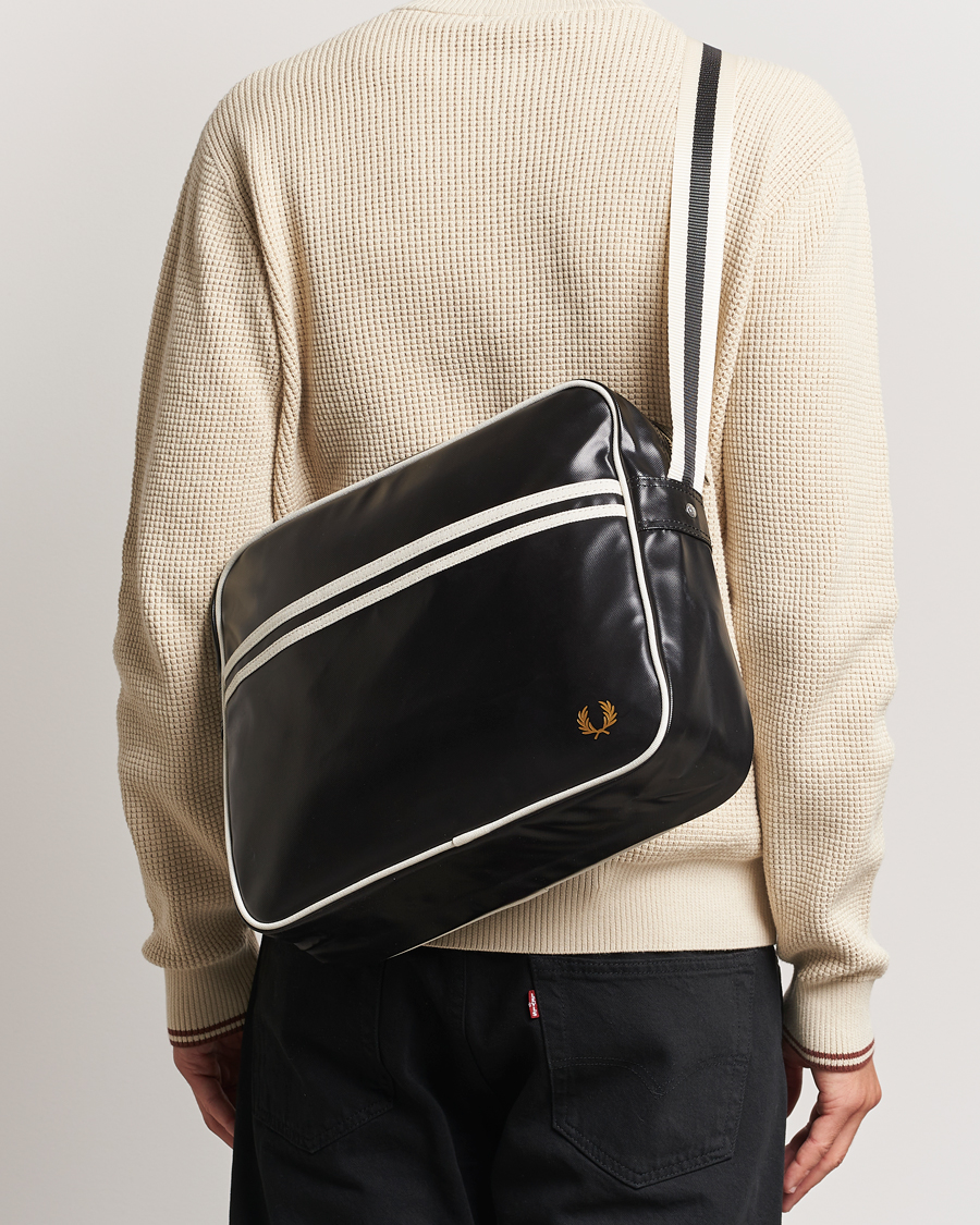 Herre | Vesker | Fred Perry | Classic Shoulder Bag Black/Ecru