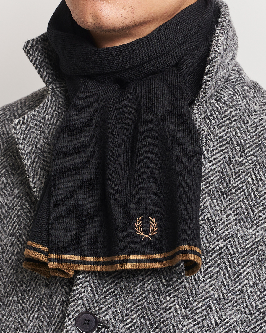 Herre | Fred Perry Twin Tipped Merino Wool Scarf Black | Fred Perry | Twin Tipped Merino Wool Scarf Black