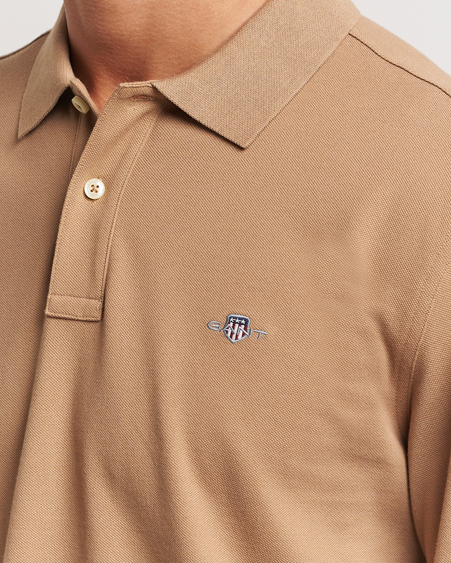Herre | Gensere | GANT | Regular Shield Pique Polo Warm Khaki
