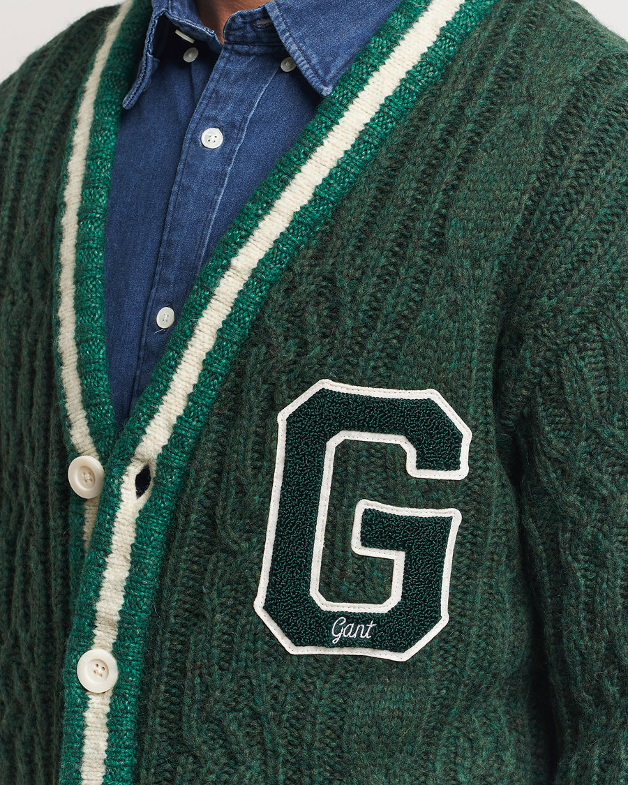 Herre | Gensere | GANT | Seasonal G Cable V-neck Cardigan Tartan Green