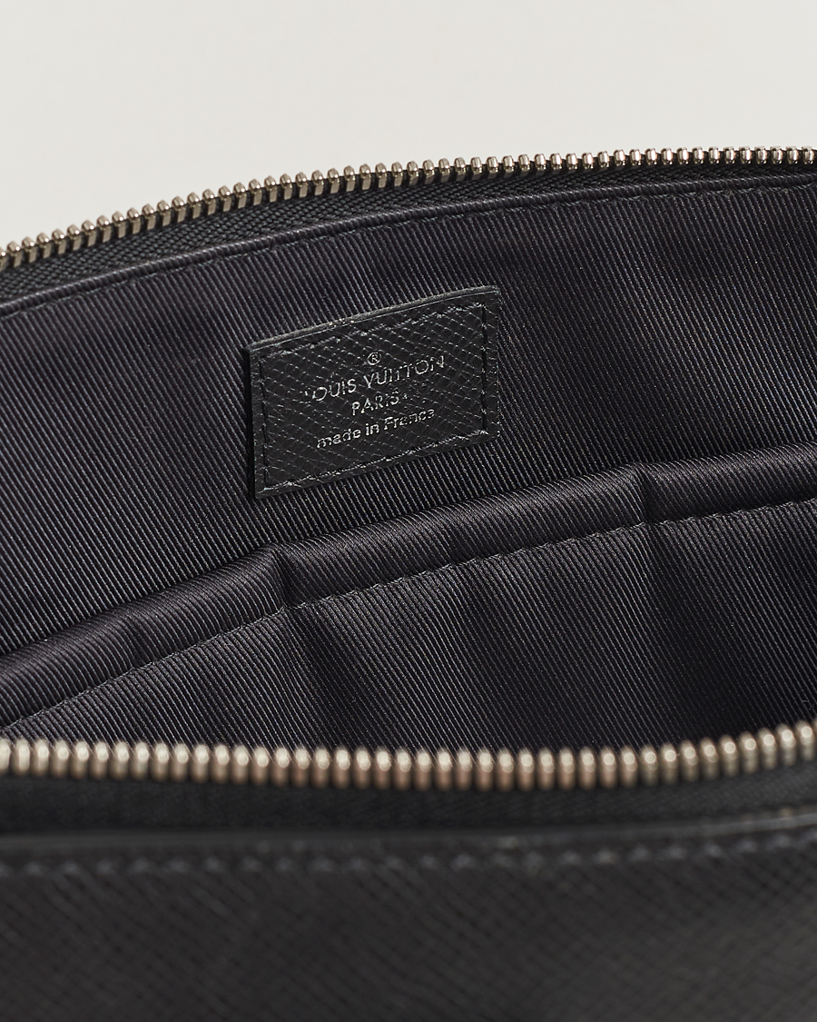 Herre | Louis Vuitton Pre-Owned Anton Brief Taiga Noir Silver | Louis Vuitton Pre-Owned | Anton Brief Taiga Noir Silver