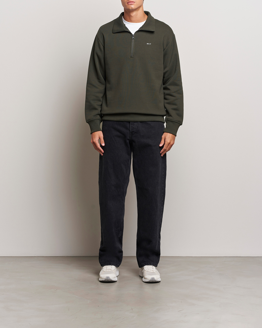 Herre | Gensere | NN07 | Briggs Half Zip Sweatshirt Dark Army