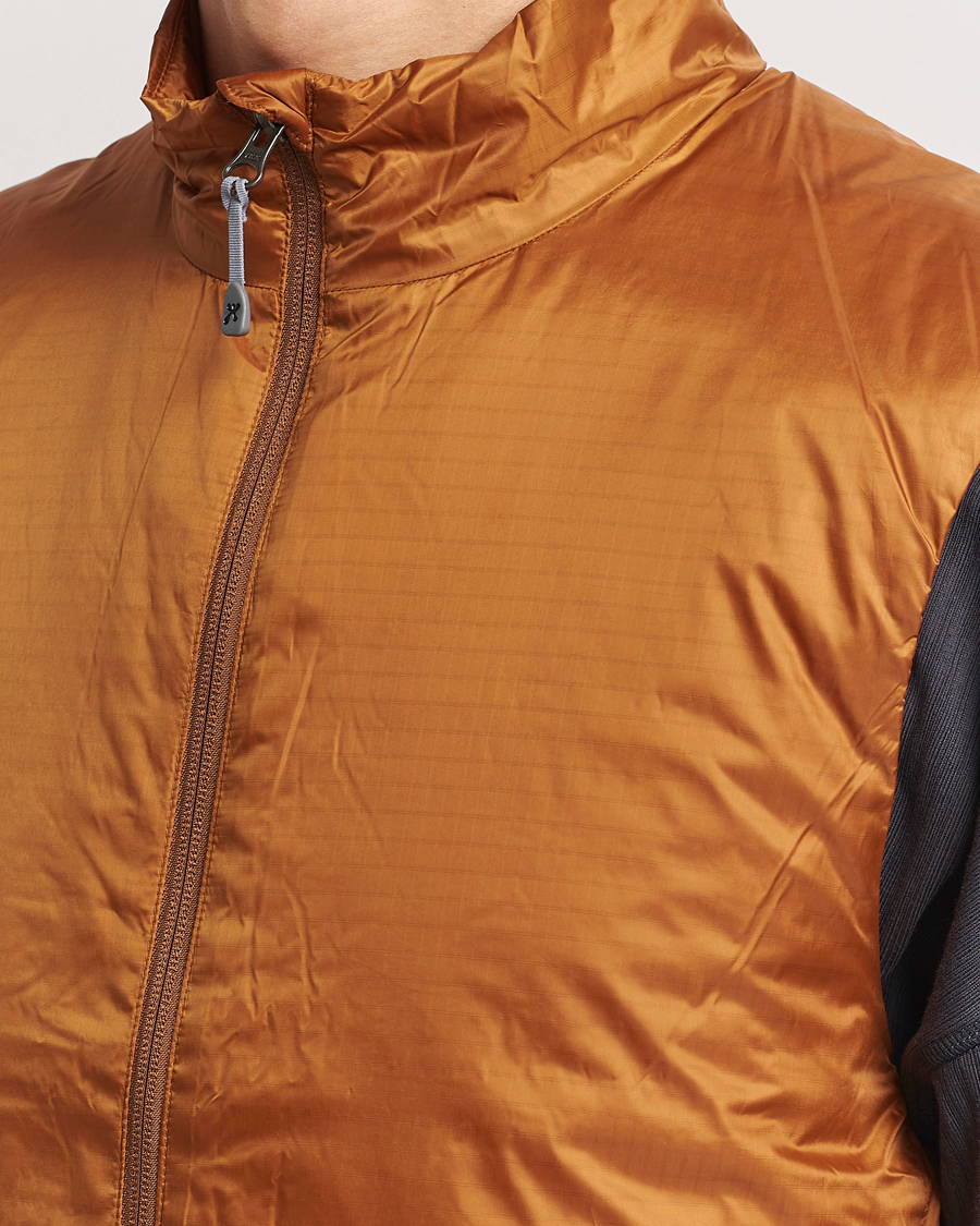 Herre | Jakker | Houdini | Dunfri Primaloft Padded Vest Rust Brown