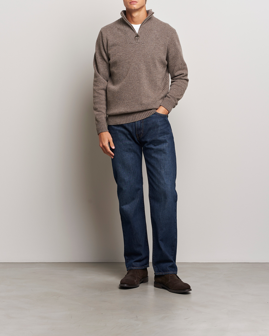 Herre | Gensere | Barbour Lifestyle | Essential Lambswool Half Zip Dark Stone