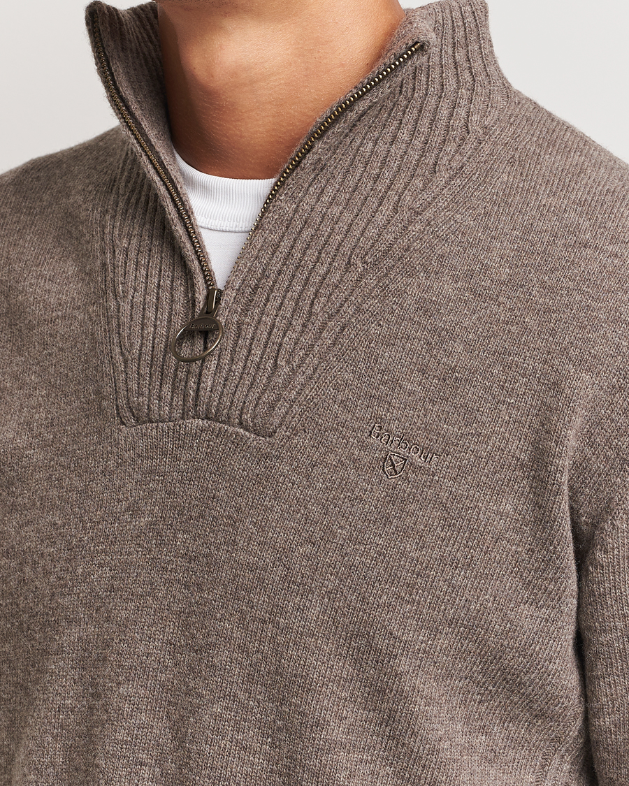Herre | Gensere | Barbour Lifestyle | Essential Lambswool Half Zip Dark Stone