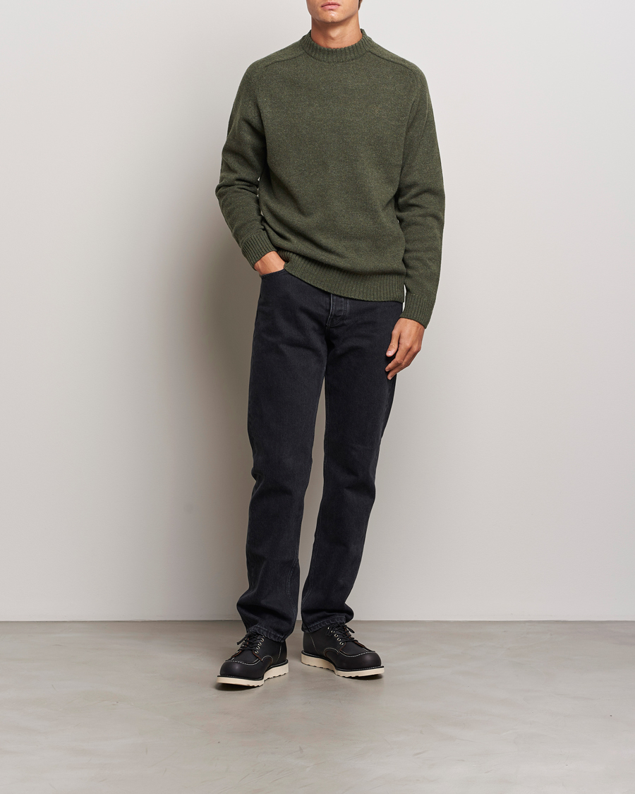Herre | Gensere | Barbour Lifestyle | Grangetown Lambswool Crewneck Olive