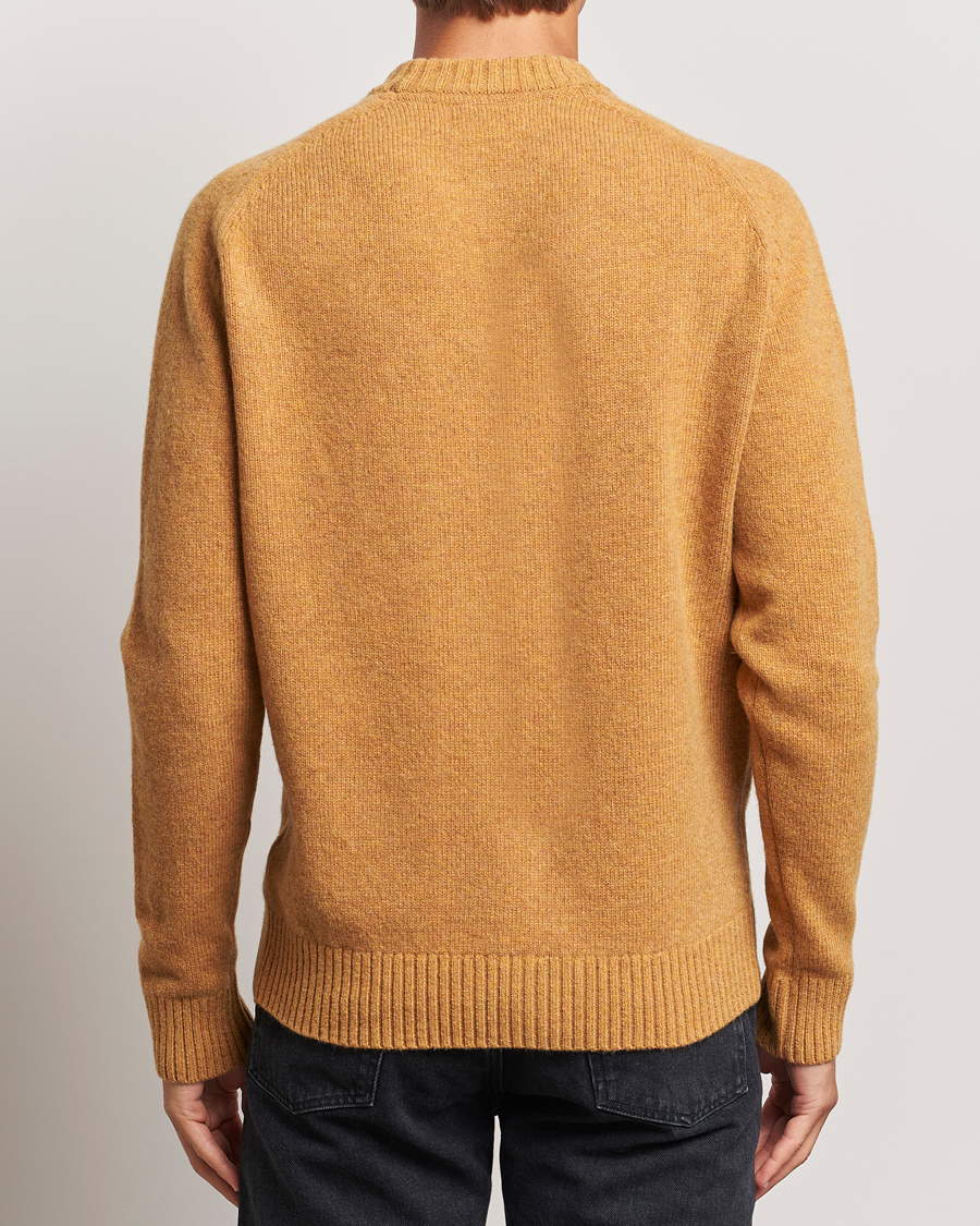 Herre | Gensere | Barbour Lifestyle | Grangetown Lambswool Crewneck Harvest Gold