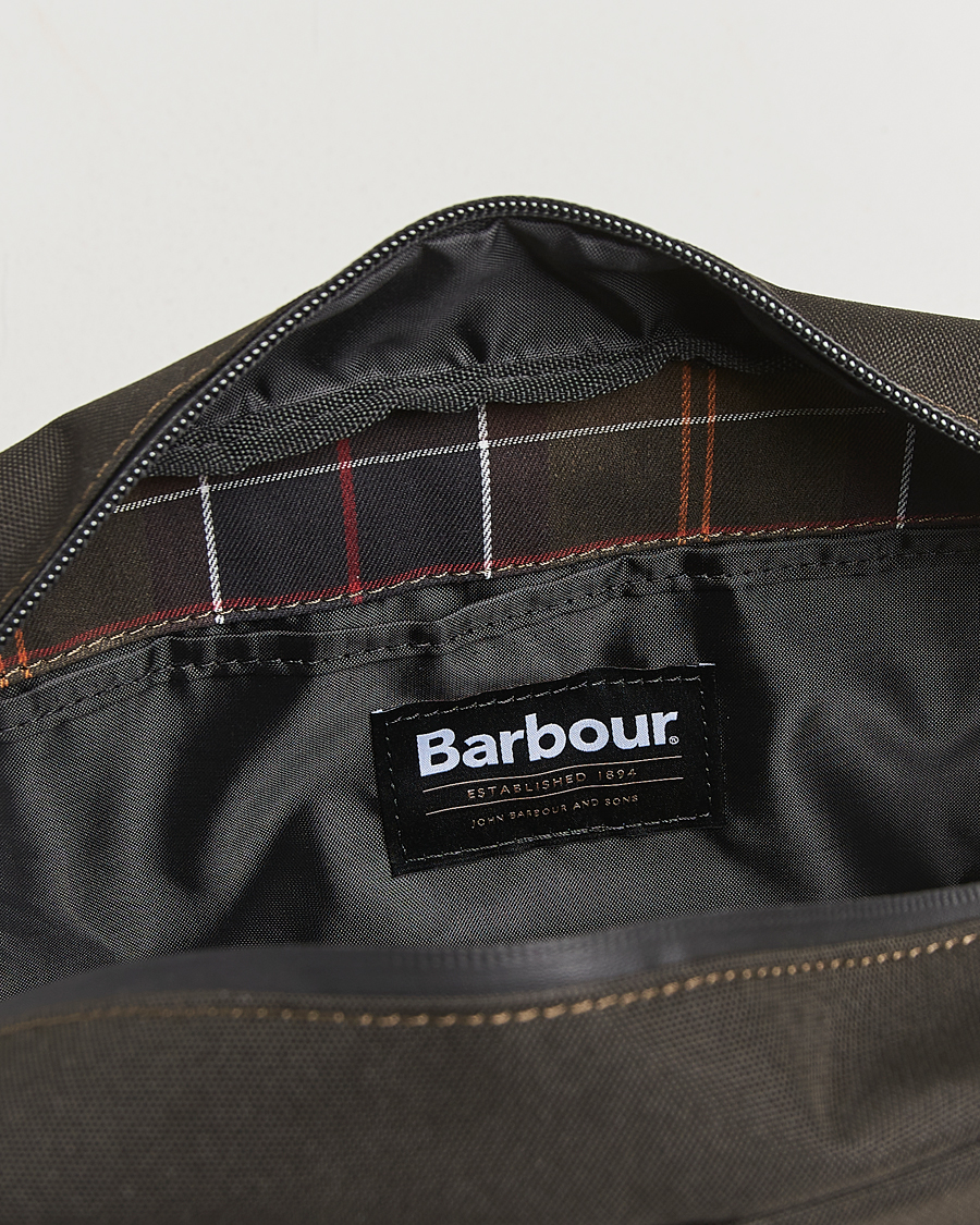 Herre | Vesker | Barbour Lifestyle | Field Canvas Washbag Olive/Black